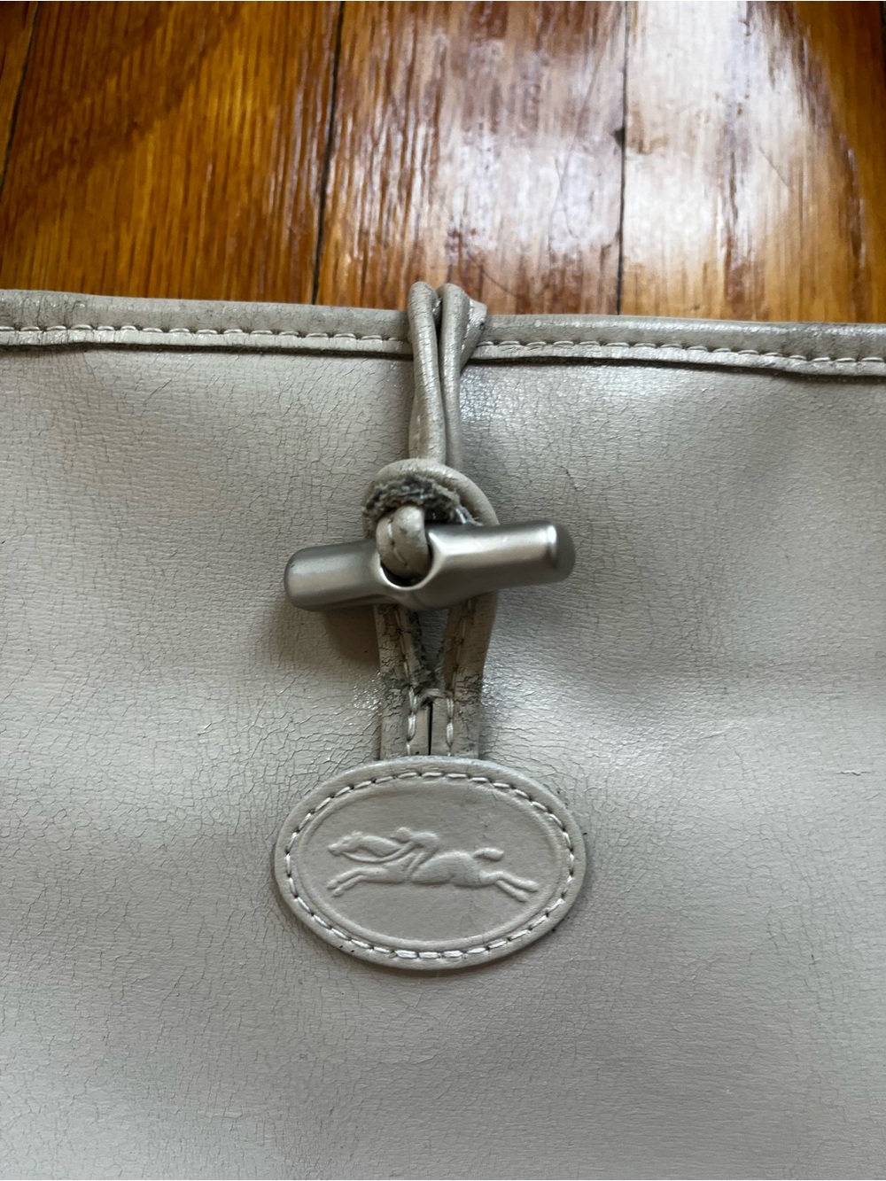 Longchamp Cream Leather Shoulder Bag - Picture 5 of 7